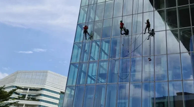building facade cleaning building frontage cleaning